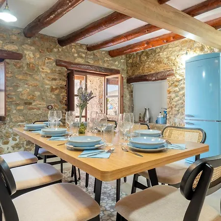 Holiday home La Casa Gran Clariana Gornal