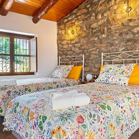 La Casa Gran Clariana בית נופש